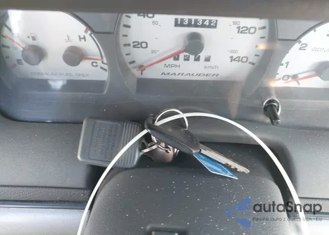 2003 Mercury Marauder from USA, damaged, VIN 2MEHM75V43X609262